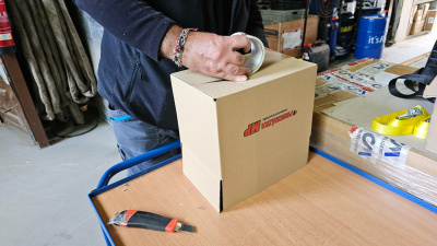 Příprava balení objednávky z e-shopu Procházka MP